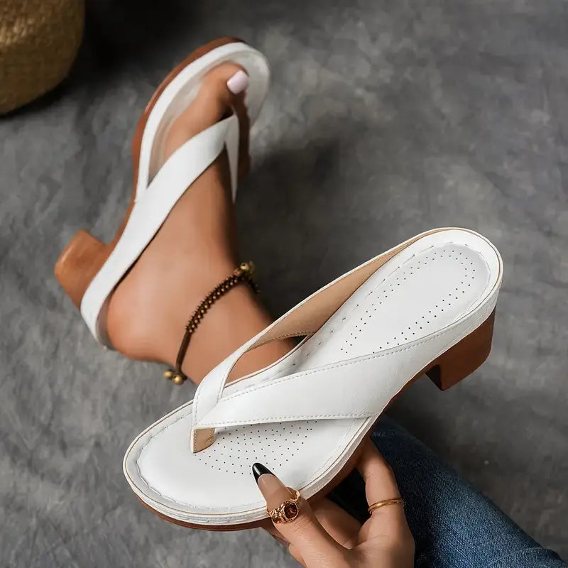 Lynn | Orthopedische slippers met elegante hak voor optimaal comfort